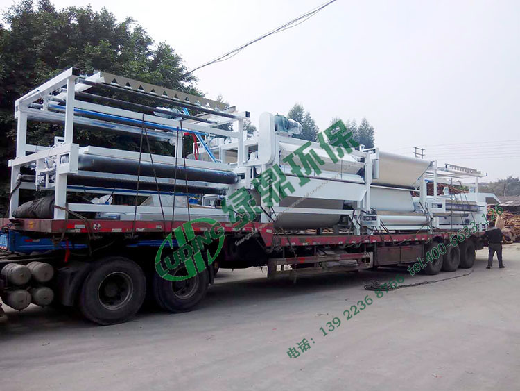 帶式壓濾機發往廣西處理礦場尾泥