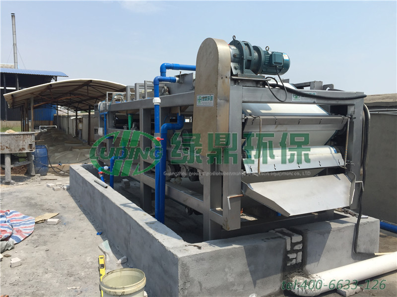 江西帶式壓濾機處理化工污泥泥漿案例 4