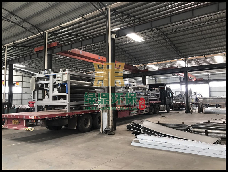 帶式壓濾機應用理縣污水廠工程